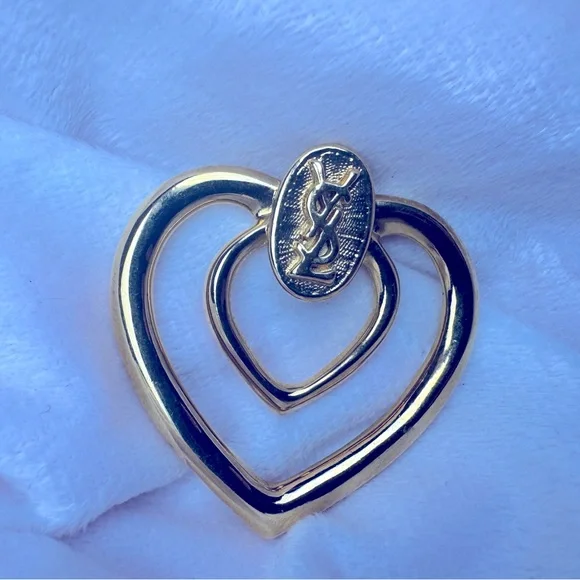 YSL Scarf Ring Heart Shape Gold Logo RARE 1980s Vintage yves saint laurent - Picture 11 of 11